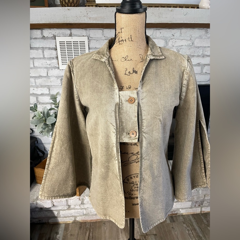 Crosstree Lane Blazer, lightweight, great summer piece